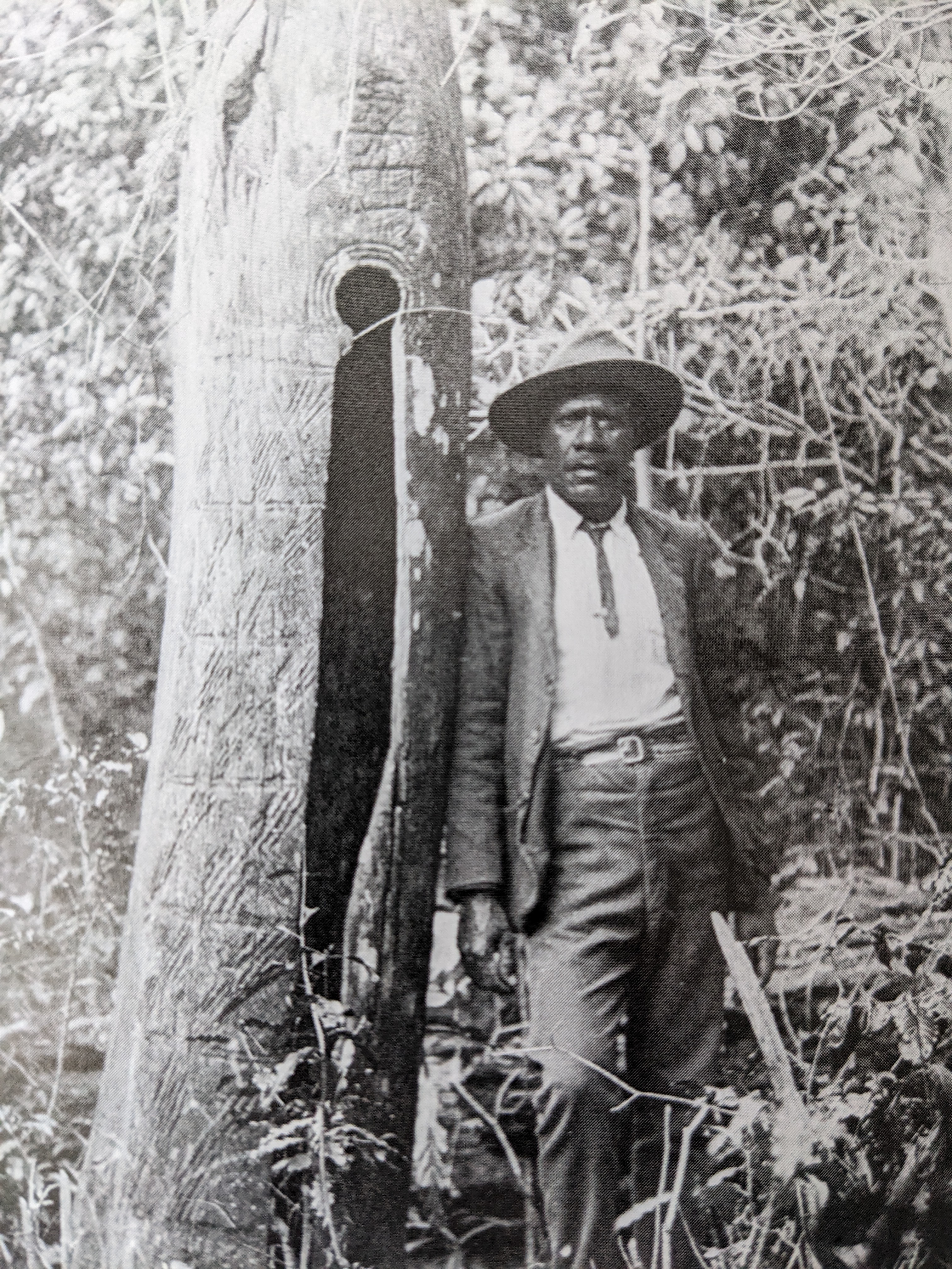 Photo of Kalsakau from Layard's collection